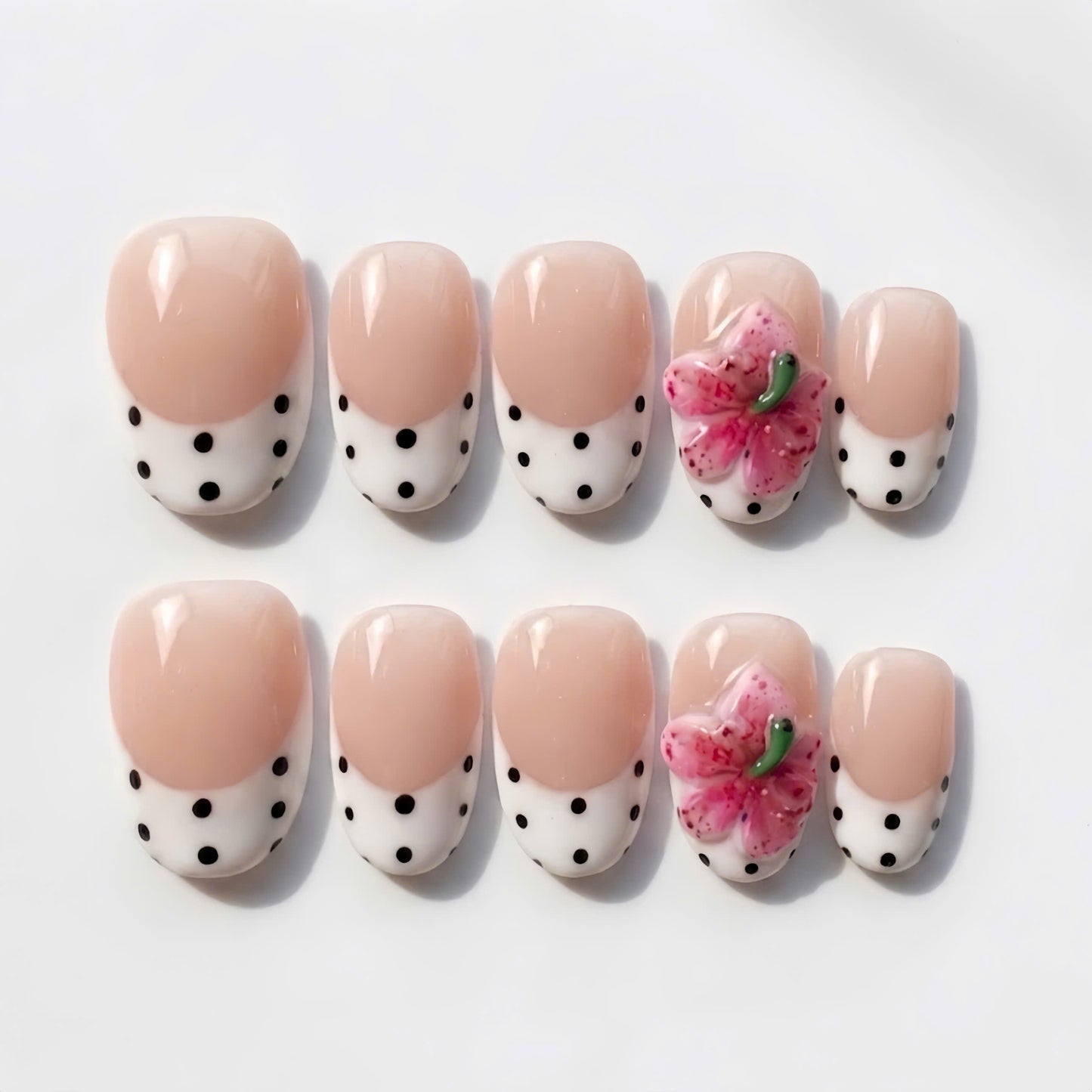 Retro Polka Dot Lily